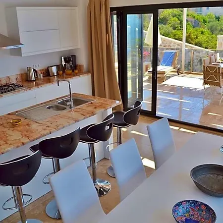 Yenikoy Sleeps 8 With Pool Air Con And Wifi * Yenikoy (Kas)