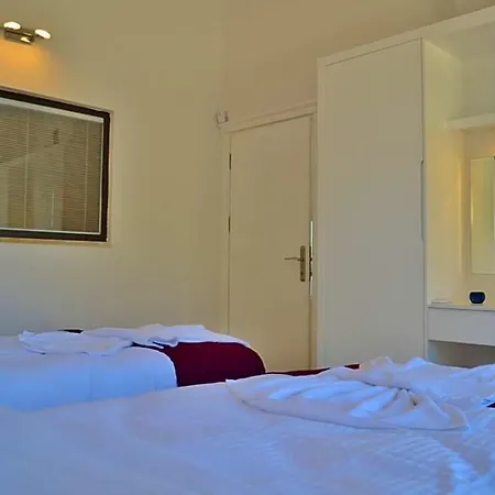 Yenikoy Sleeps 8 With Pool Air Con And Wifi * Yenikoy (Kas)